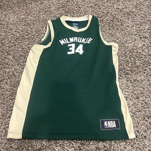 🔥 bucks jersey